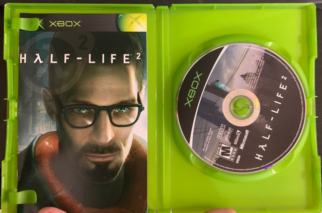 Half-Life 2 (OG Xbox) - photo 3