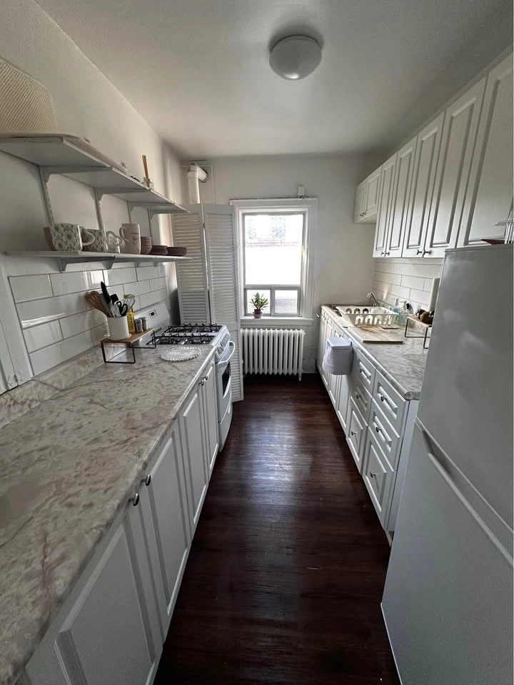 Private room for rent - photo 2