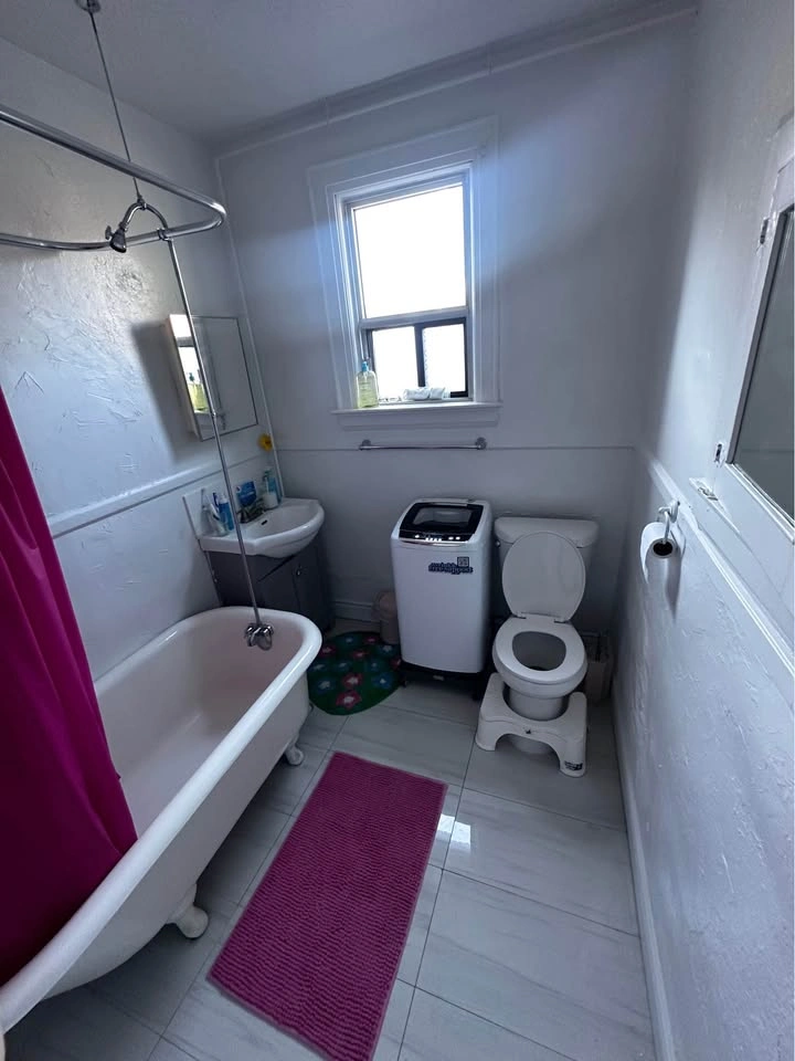 Private room for rent - photo 3