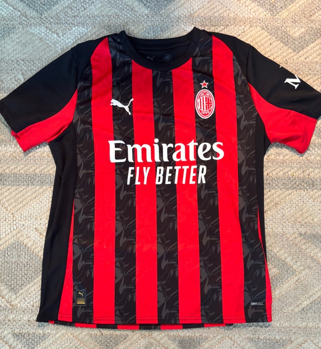 AC Milan Authentic Home Jersey 2025-26