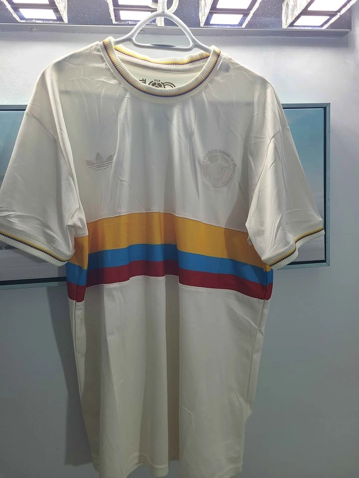 🇨🇴 2 Colombian soccer jerseys - $40 each - photo 5