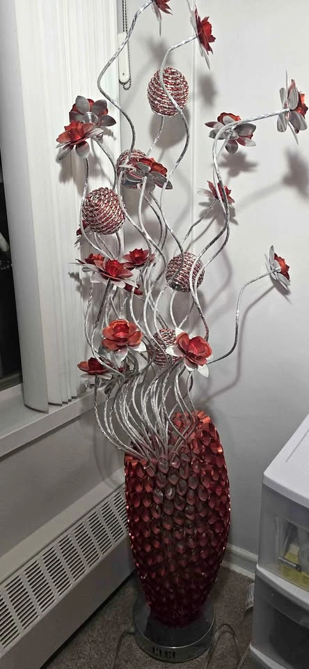 MODERN SILVER ALUMINUM METAL VASE FLOOR LAMP ⚽️