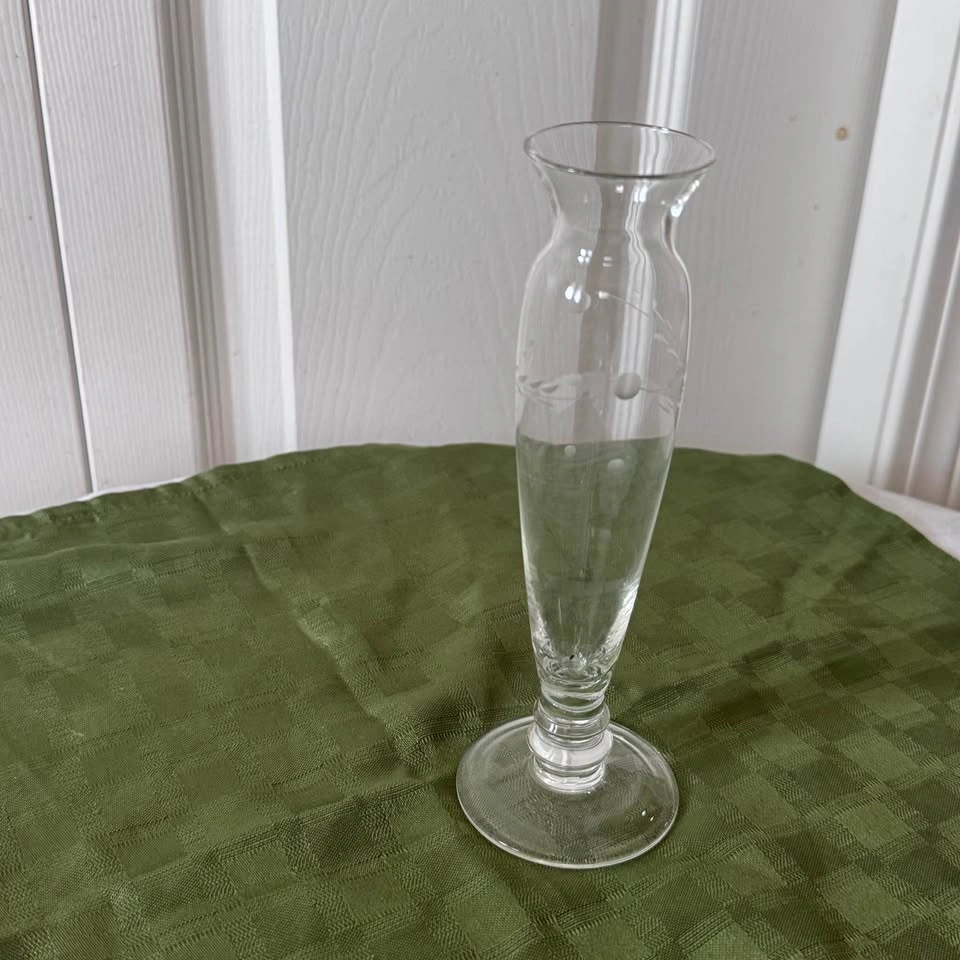 Vintage small crystal bud vase with etching - photo 3