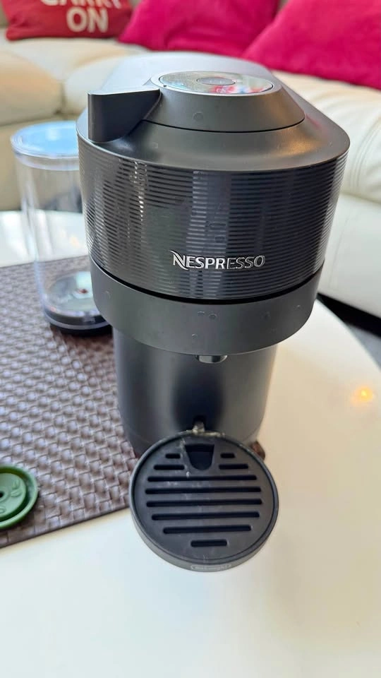 ☕ Nespresso Vertuo Next Bundle by De'Longhi (With Extras!)
