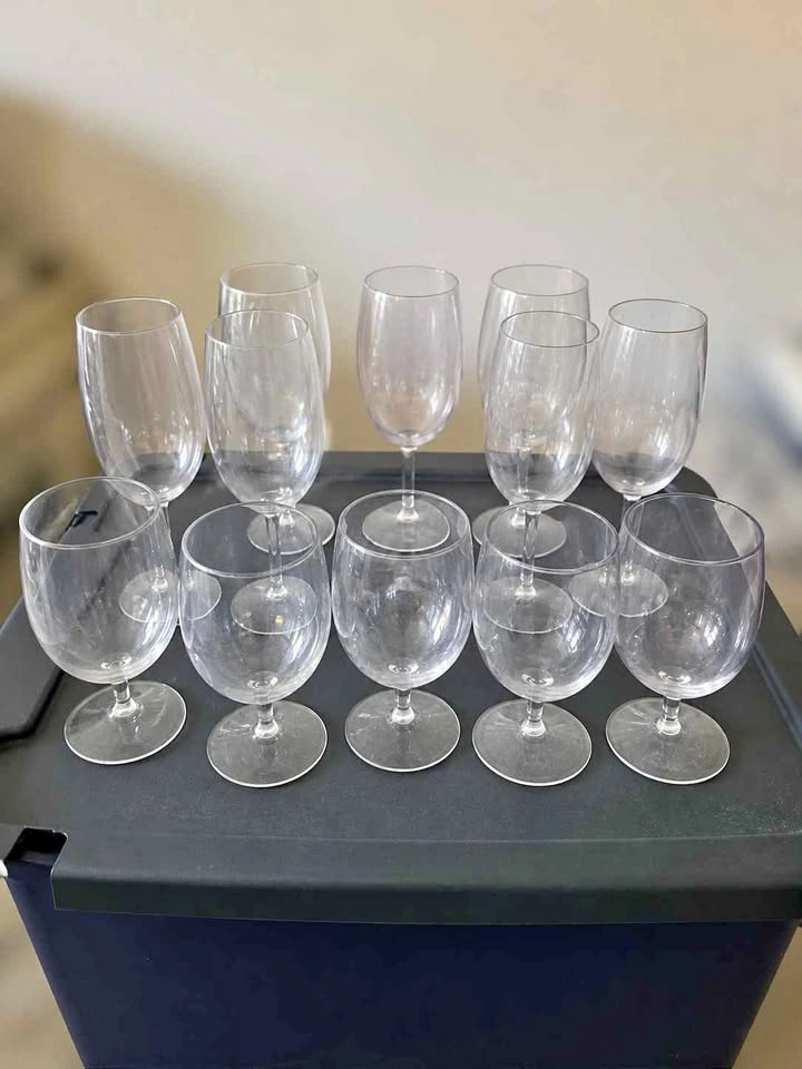 12 Unbreakable Wine & Cocktail Glasses