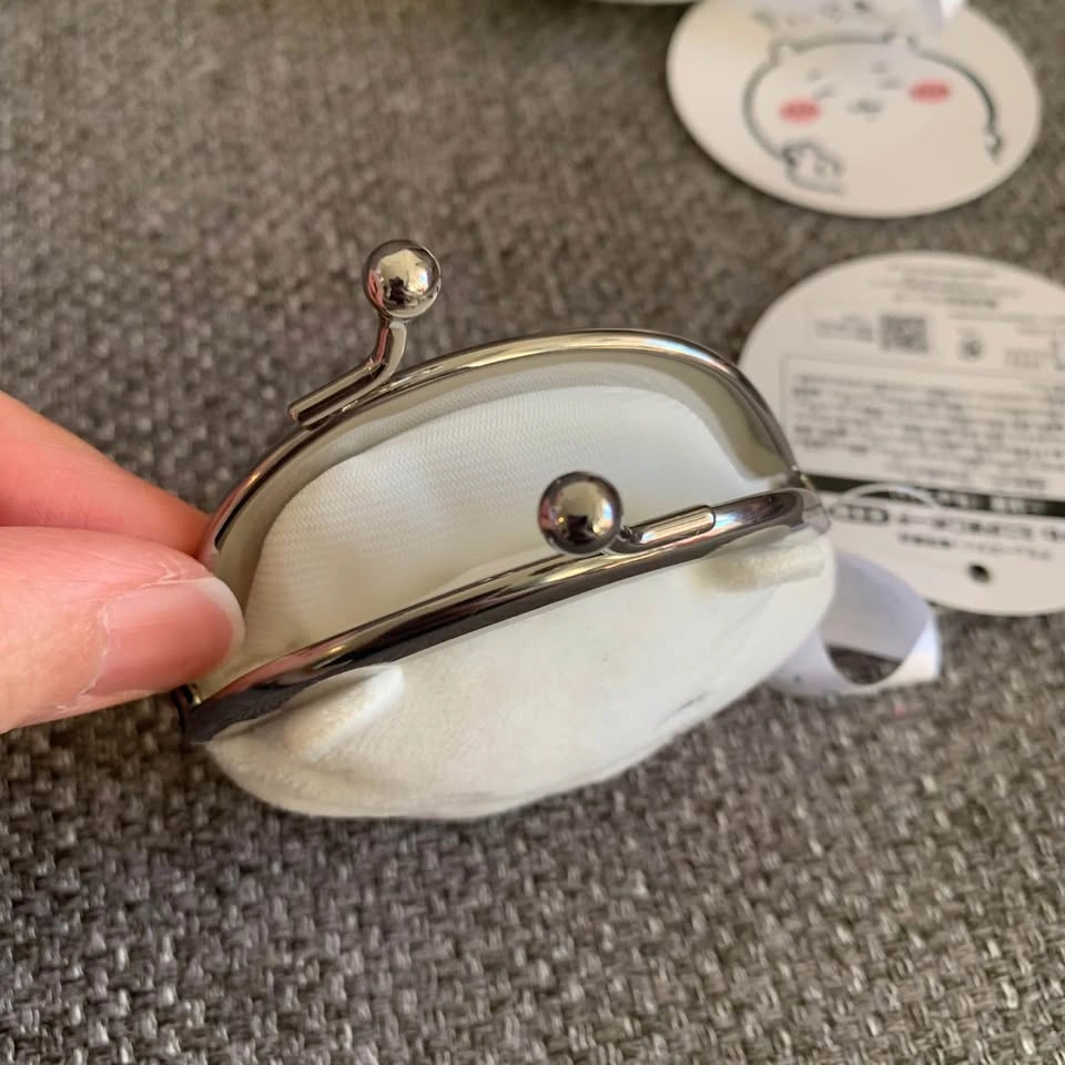 BNIB Japan 7cm Chiikawa Hachiware Mini Plush Coin Pouch - photo 4