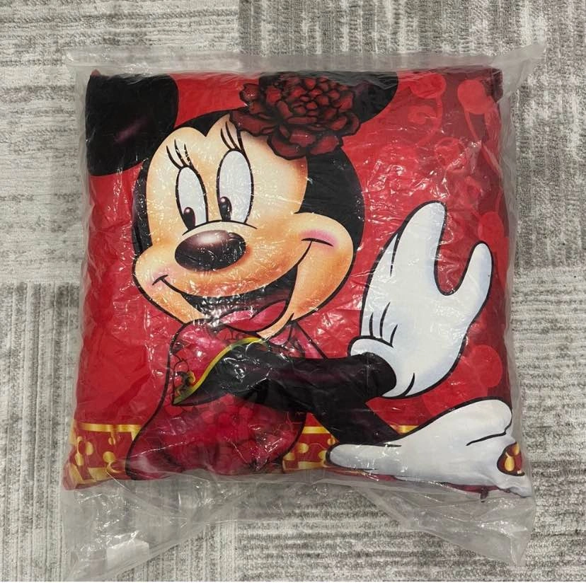 BNIB Sealed Disney Minnie Mouse 18”x18” Chinese New Year Cushion - photo 2