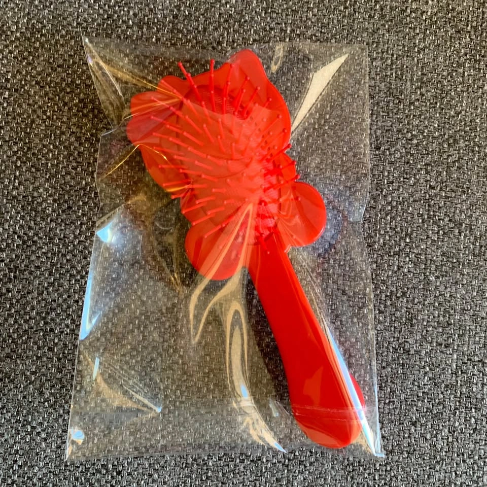 BN Sanrio Hello Kitty Plastic Hair Brush Comb - photo 2