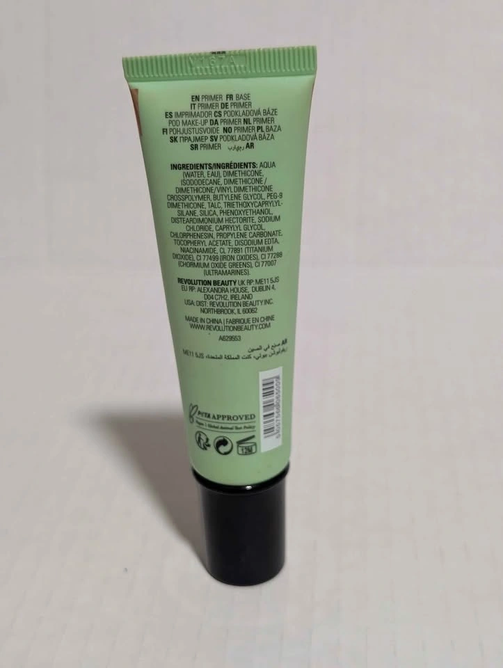 Revolution Colour Correct Correct & Fix Primer - photo 2