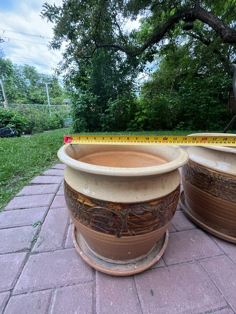 Large Terra Cotta flower pots - photo 2