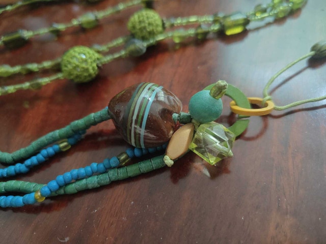 Beaded Necklace Set - photo 2