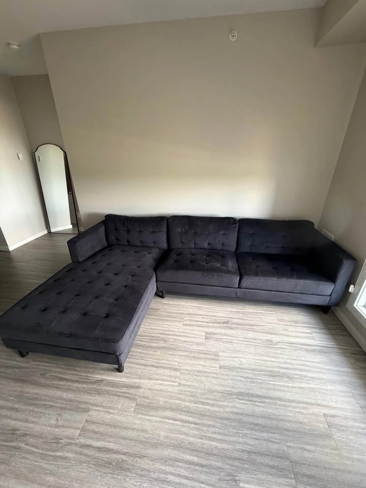 Couch for sale, like new! - photo 2