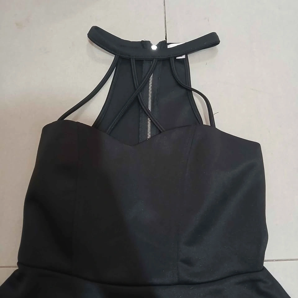 ⚽ Black Halter Neck Dress - photo 2