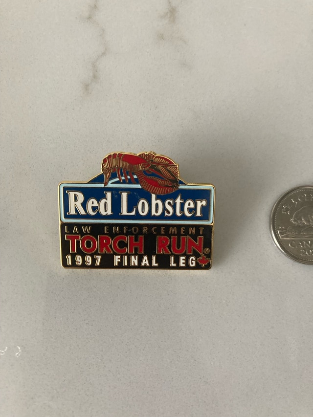 ⚽️Red Lobster Law Enforcement Torch Run 1997 Pin