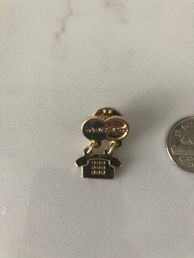 ⚽️MasterCard Telephone Lapel Pin
