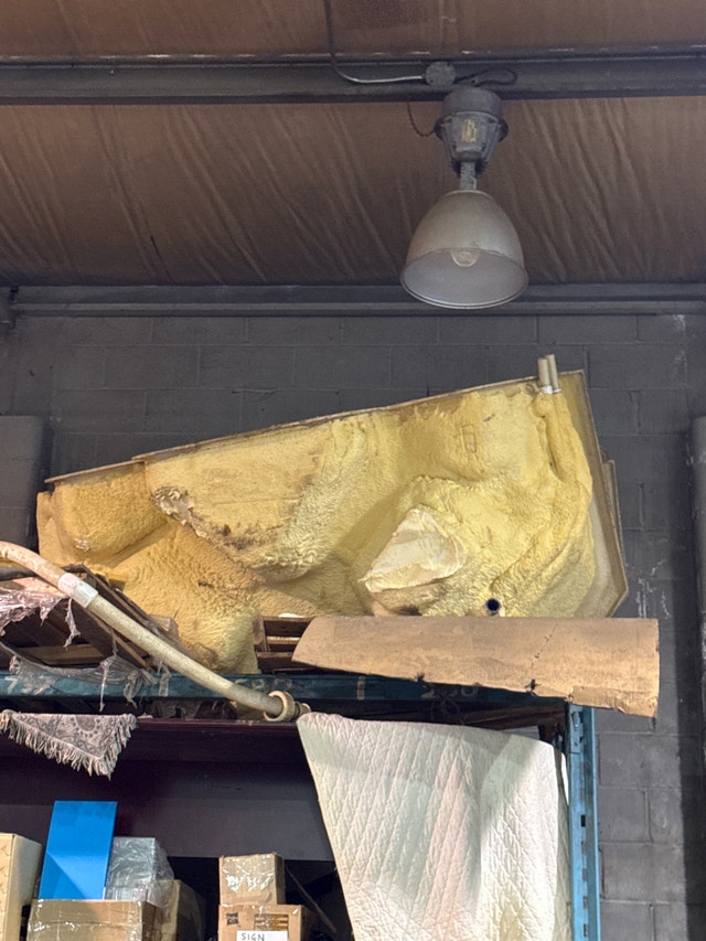 Indoor Fiberglass Hot Tub / Spa Shell