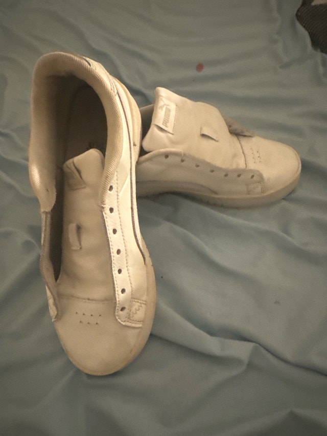 Puma Sneakers