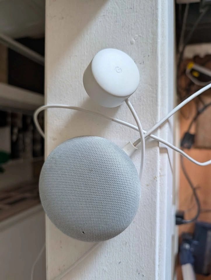 Google Home Mini Smart Speaker - photo 2