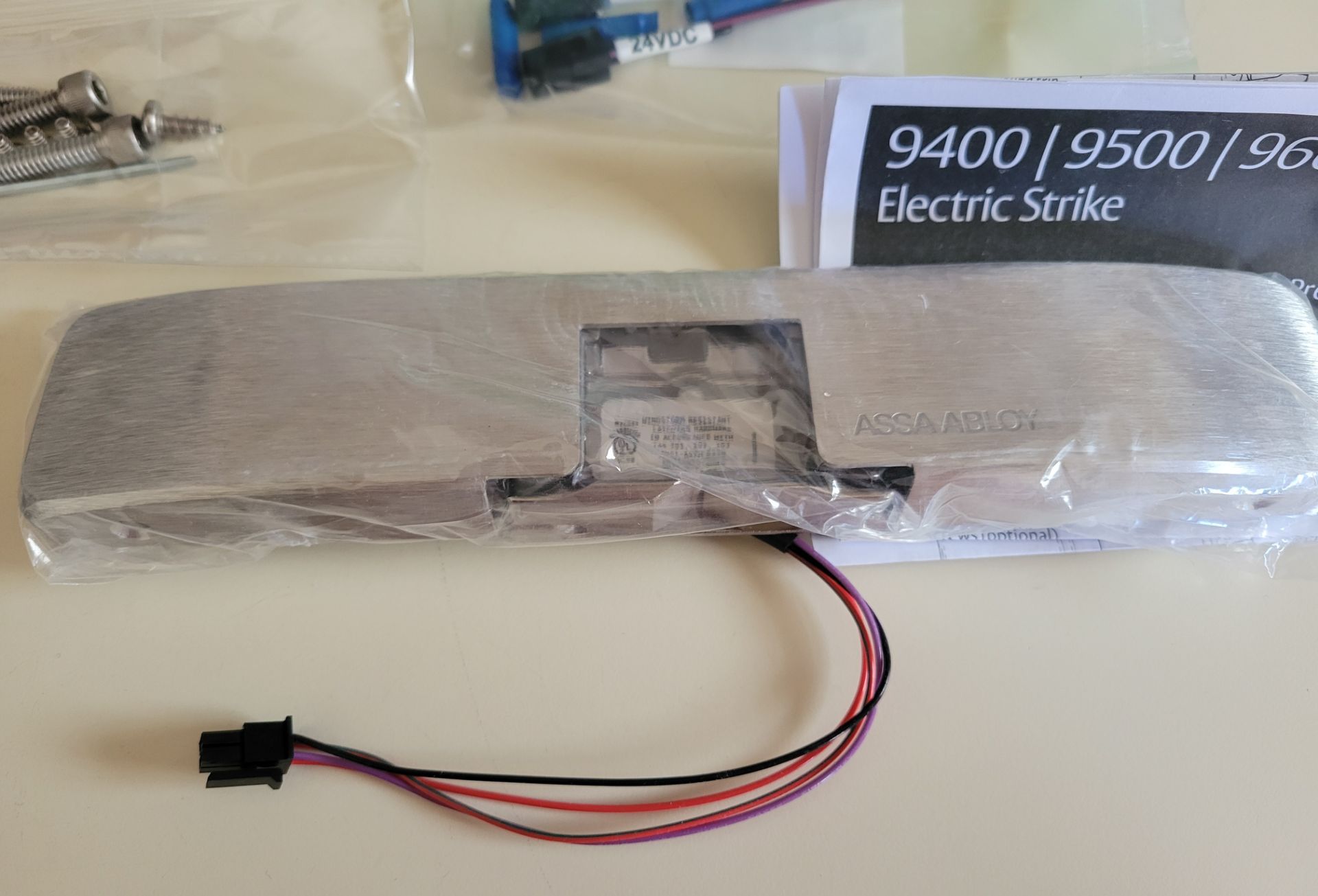 ASSA ABLOY HES 9600 Surface Mounted Electric Strike 9600-630 - photo 2