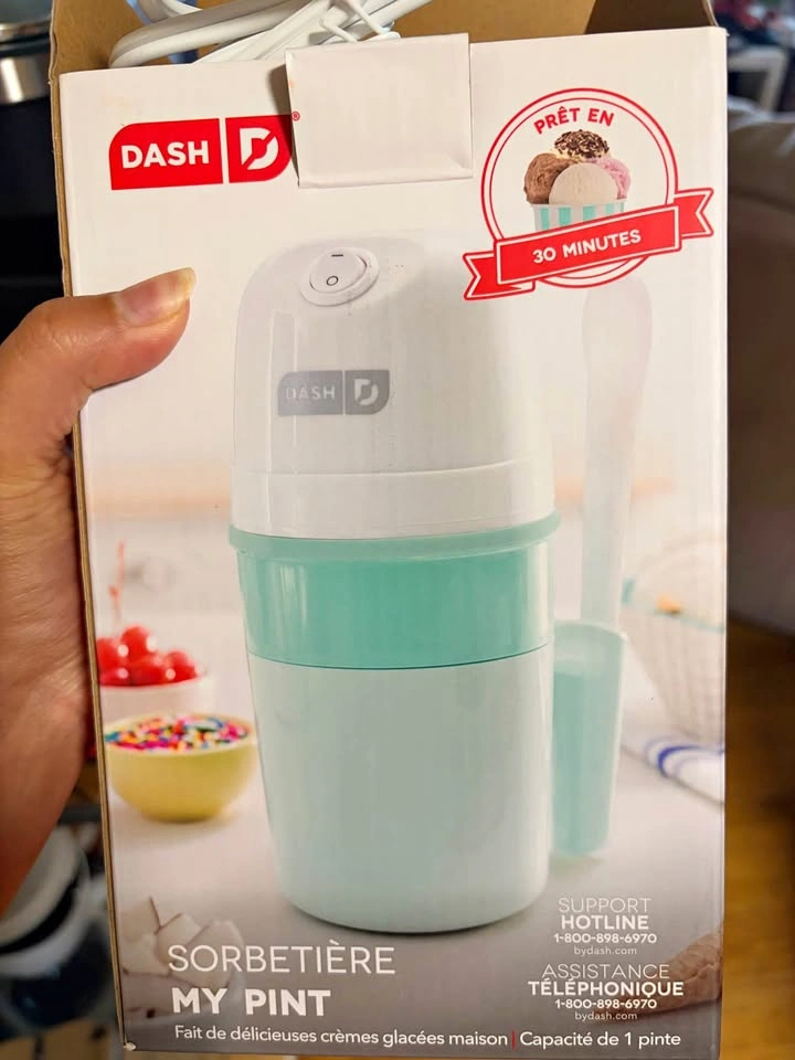 Ice cream maker
