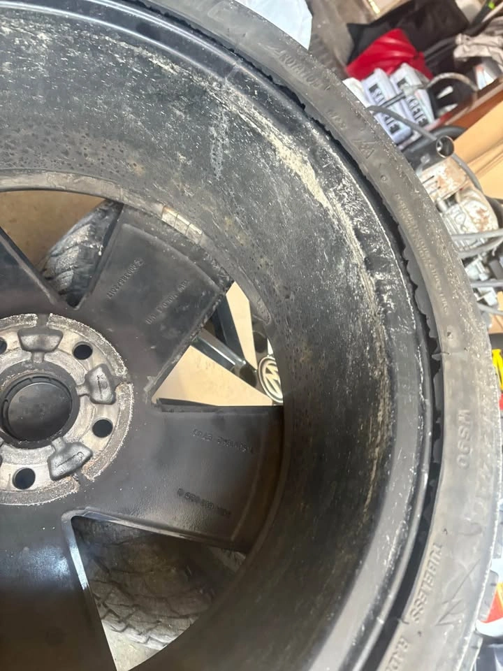 18” OEM Dallas VW wheels on winter tires - photo 5