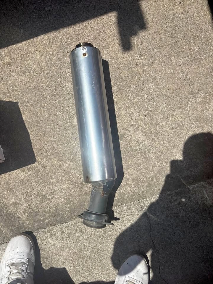 91 Honda VFR750 Stock exhaust