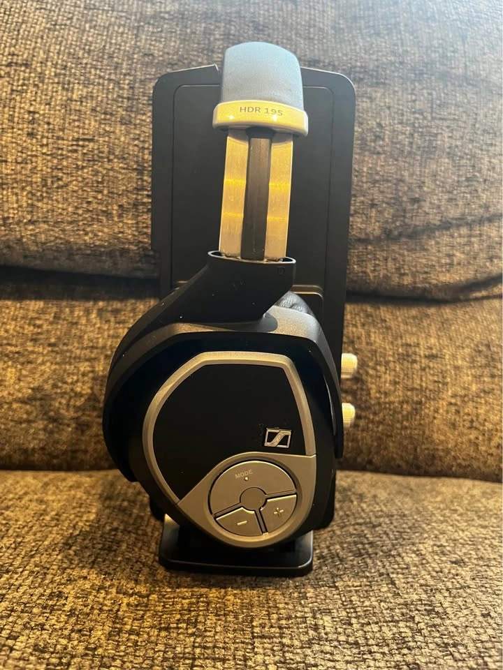 Sennheiser HDR195 and TR195 - photo 2