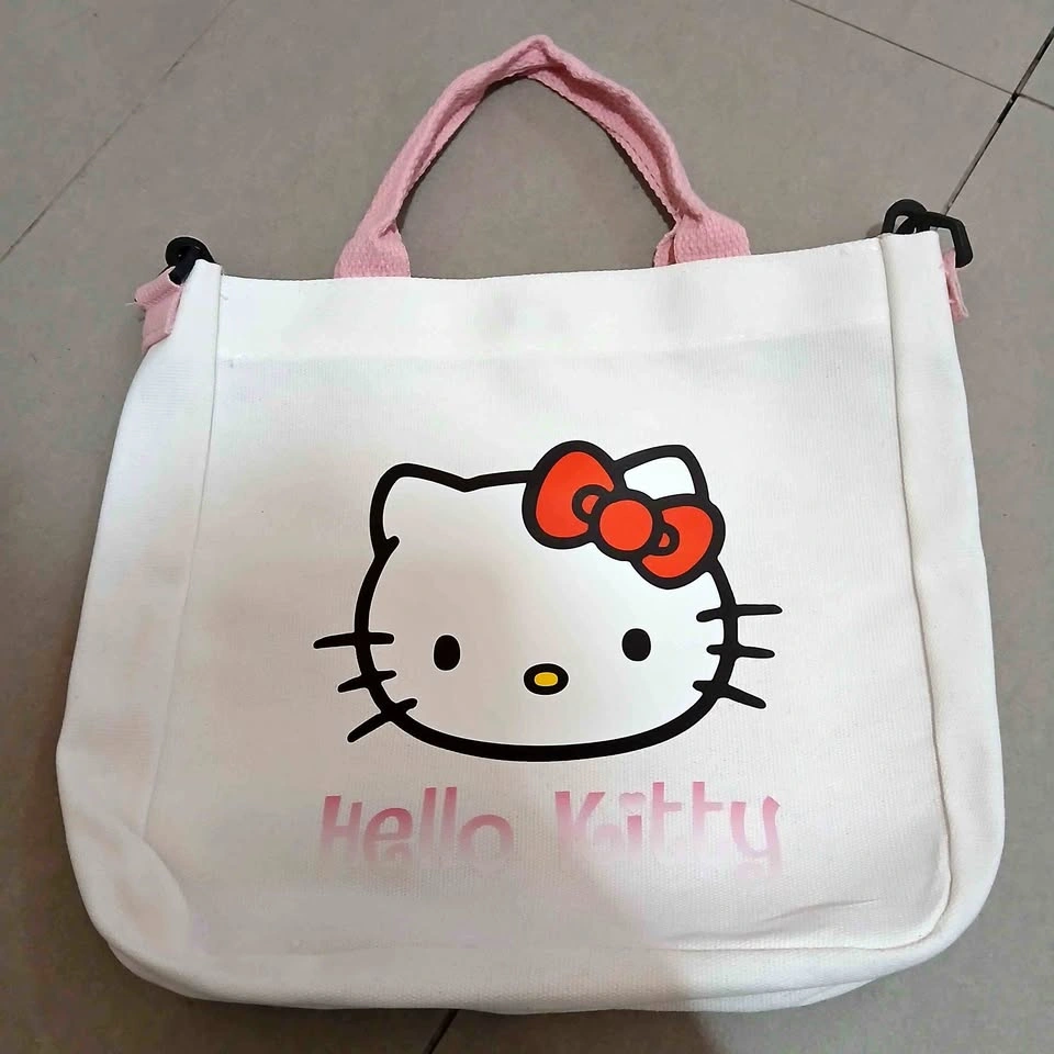⚽ White Hello Kitty Bag