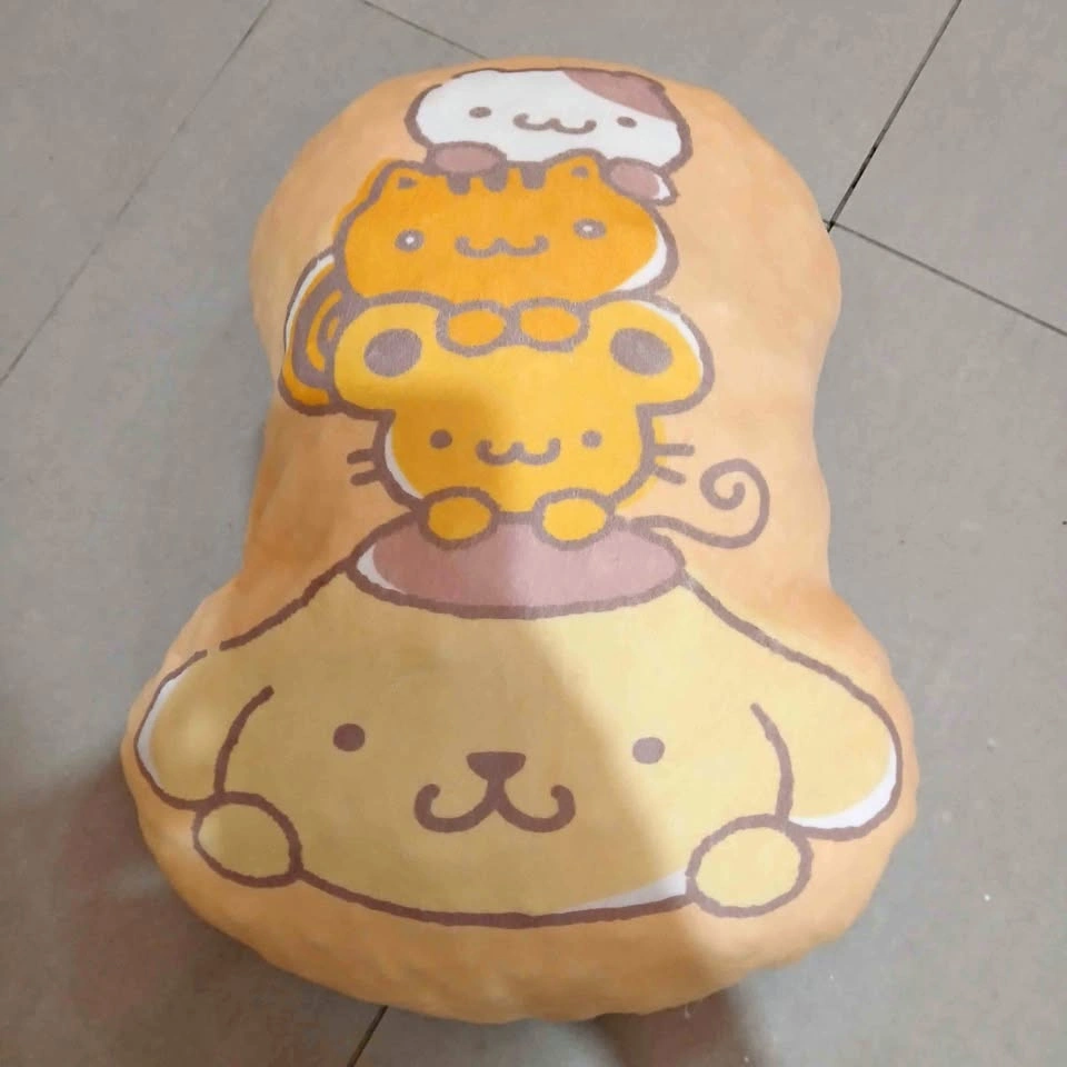 ⚽ Sanrio Pompompurin Plush Pillow