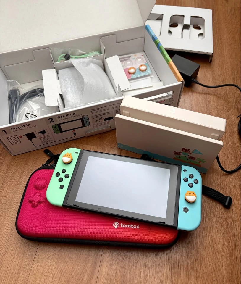 Animal Crossing Nintendo Switch Bundle