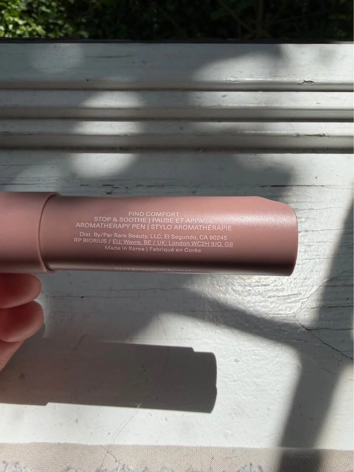 Rare Beauty Aromatherapy Pen - photo 2