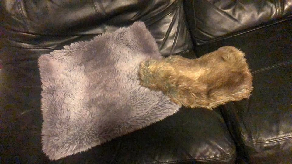 ⚽️ Faux Fur Pillow Case & Fake Fur Water Bottle Cover