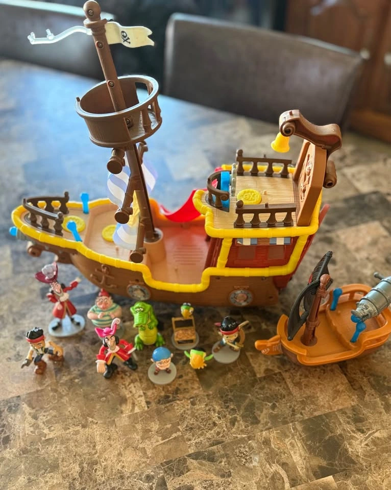 Jake and the Never Land Pirates Bucky the Pirate Ship - photo 2