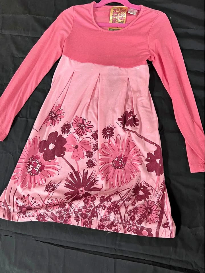 ⚽ Pink Kid’s dress