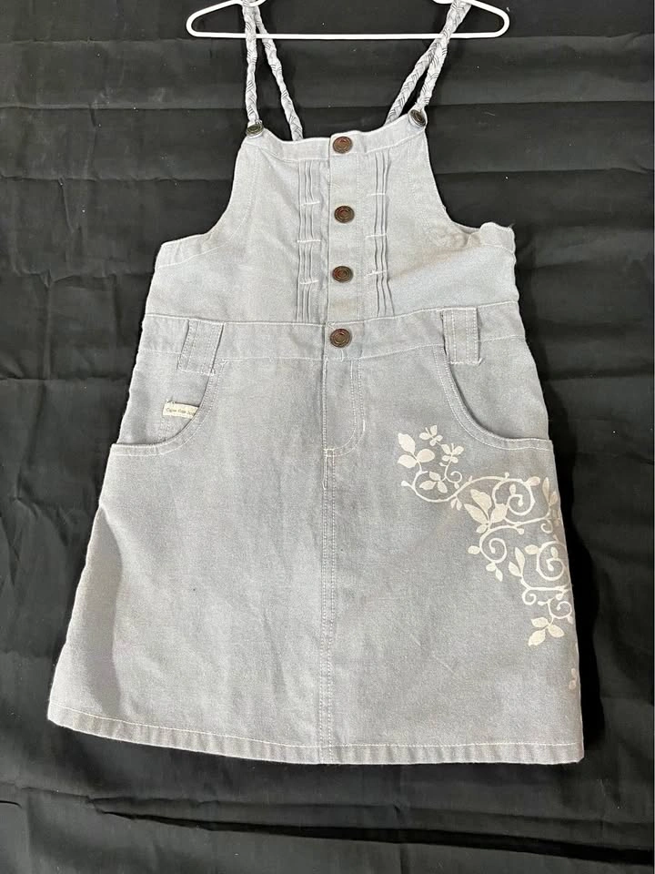 ⚽ Girls Jumper Dress- Size 6