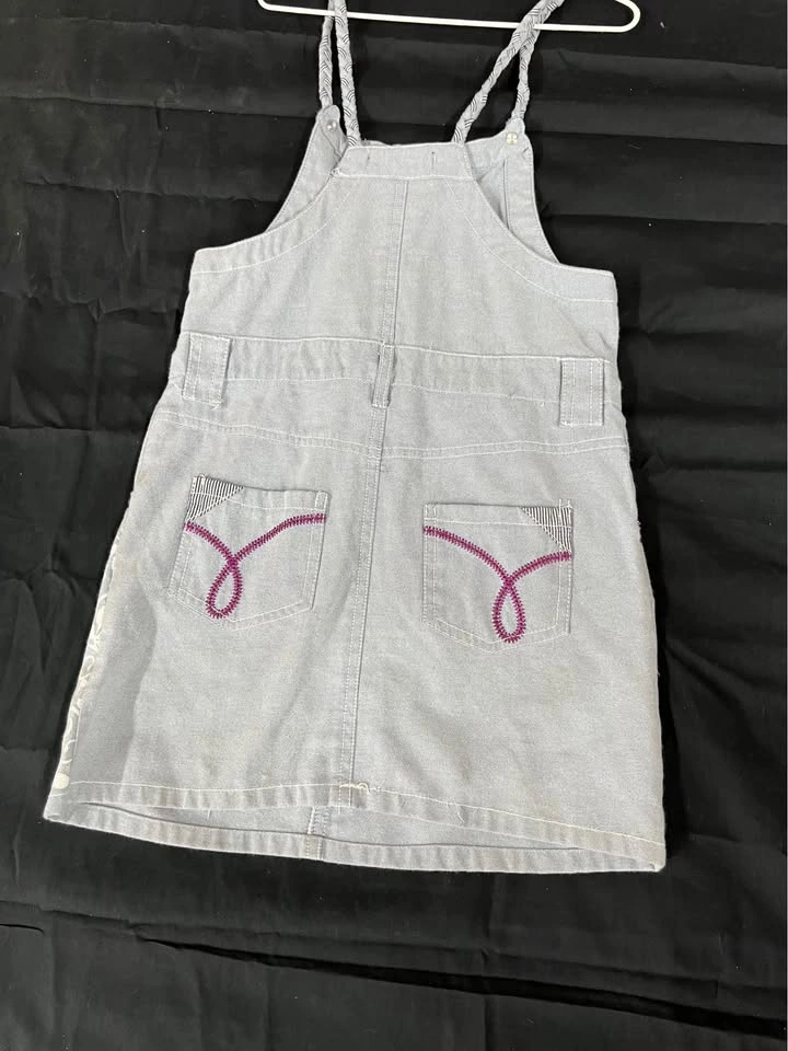 ⚽ Girls Jumper Dress- Size 6 - photo 2
