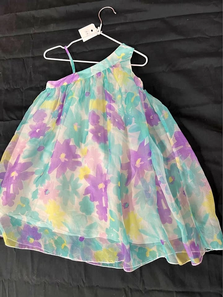 ⚽ Beautiful Floral dress-Size 2 toddler