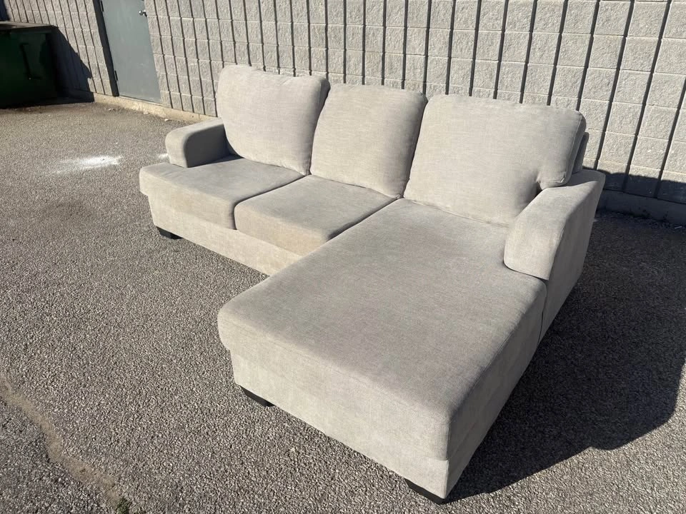 Light Grey Sectional Couch with Chaise - photo 2