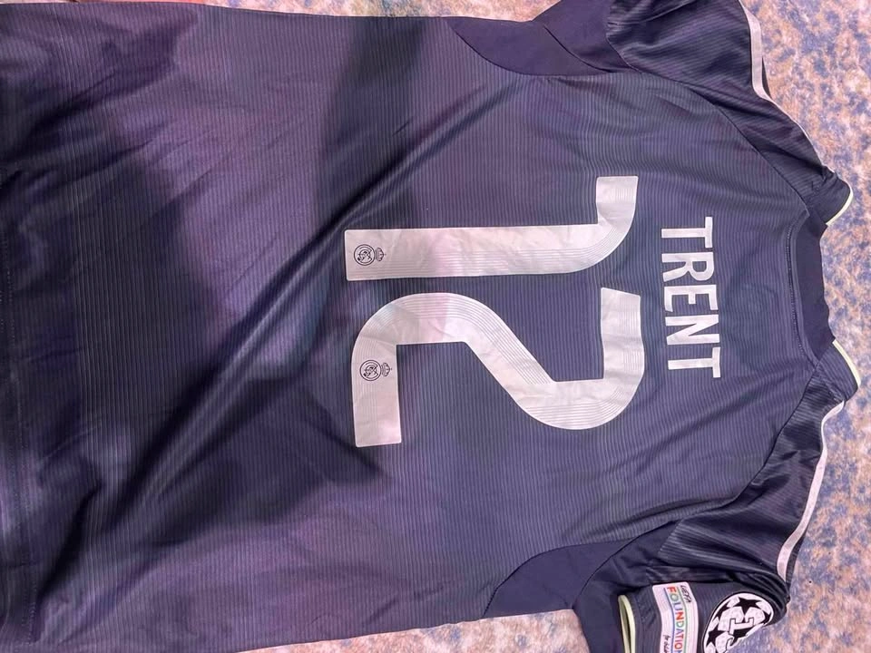 Real Madrid Jersey - photo 2
