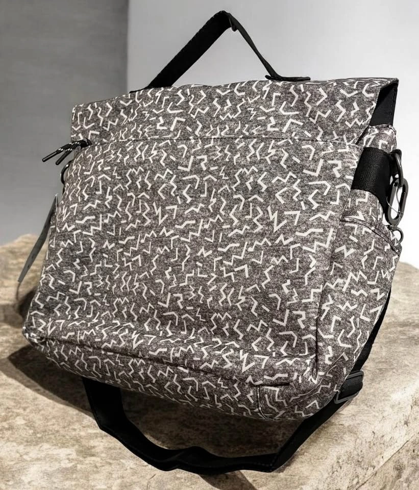 Airwalk Messenger Bag - photo 2