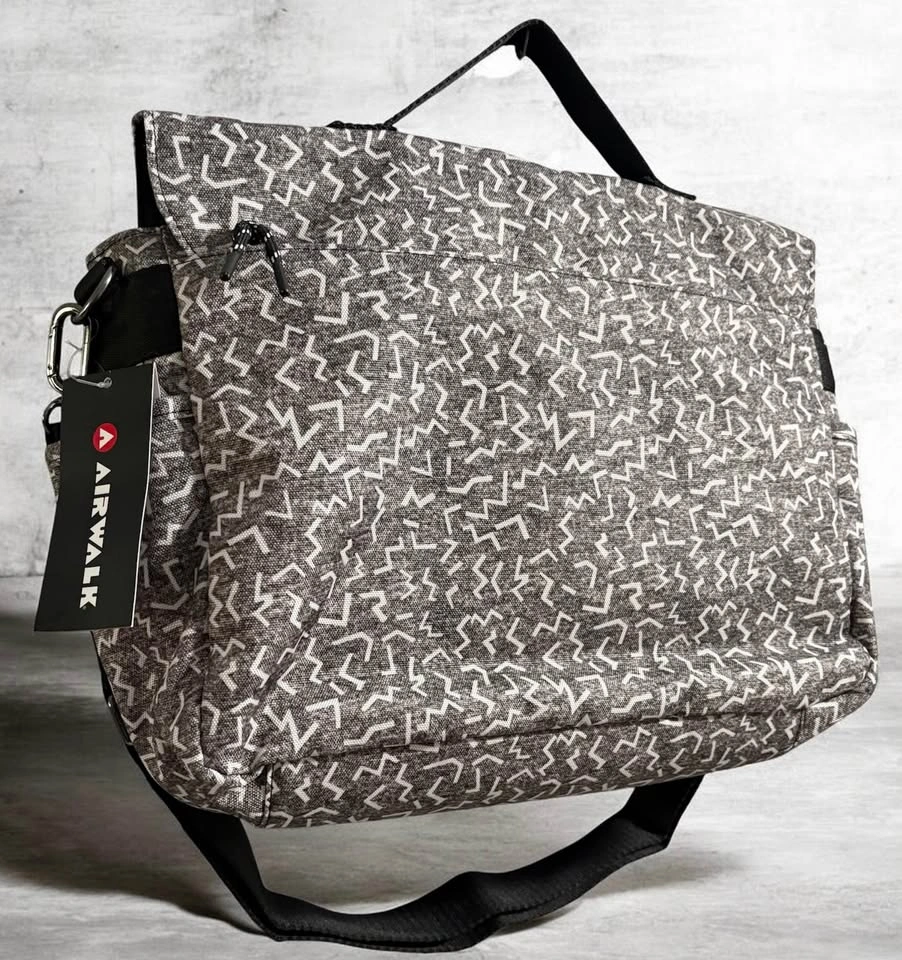 Airwalk Messenger Bag - photo 4