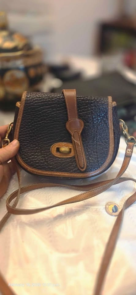 Vintage Dooney & Bourke All Weather Leather Crossbody Bag - photo 2