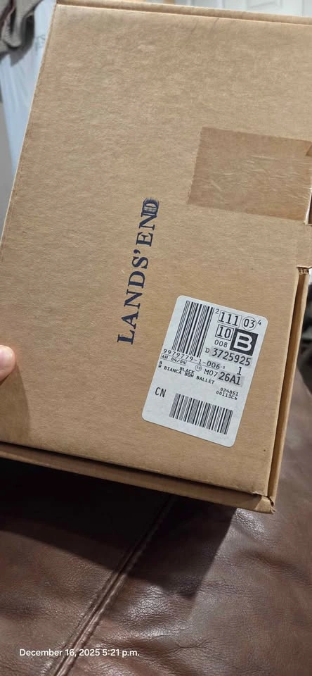 lands end size 8 woman's shoe - photo 3