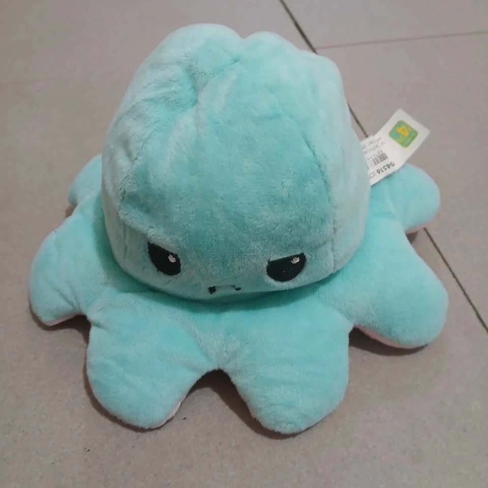 ⚽ Reversible Octopus Plush Toy - photo 2