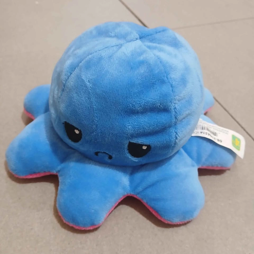⚽ Reversible Octopus Plush Toy - photo 2