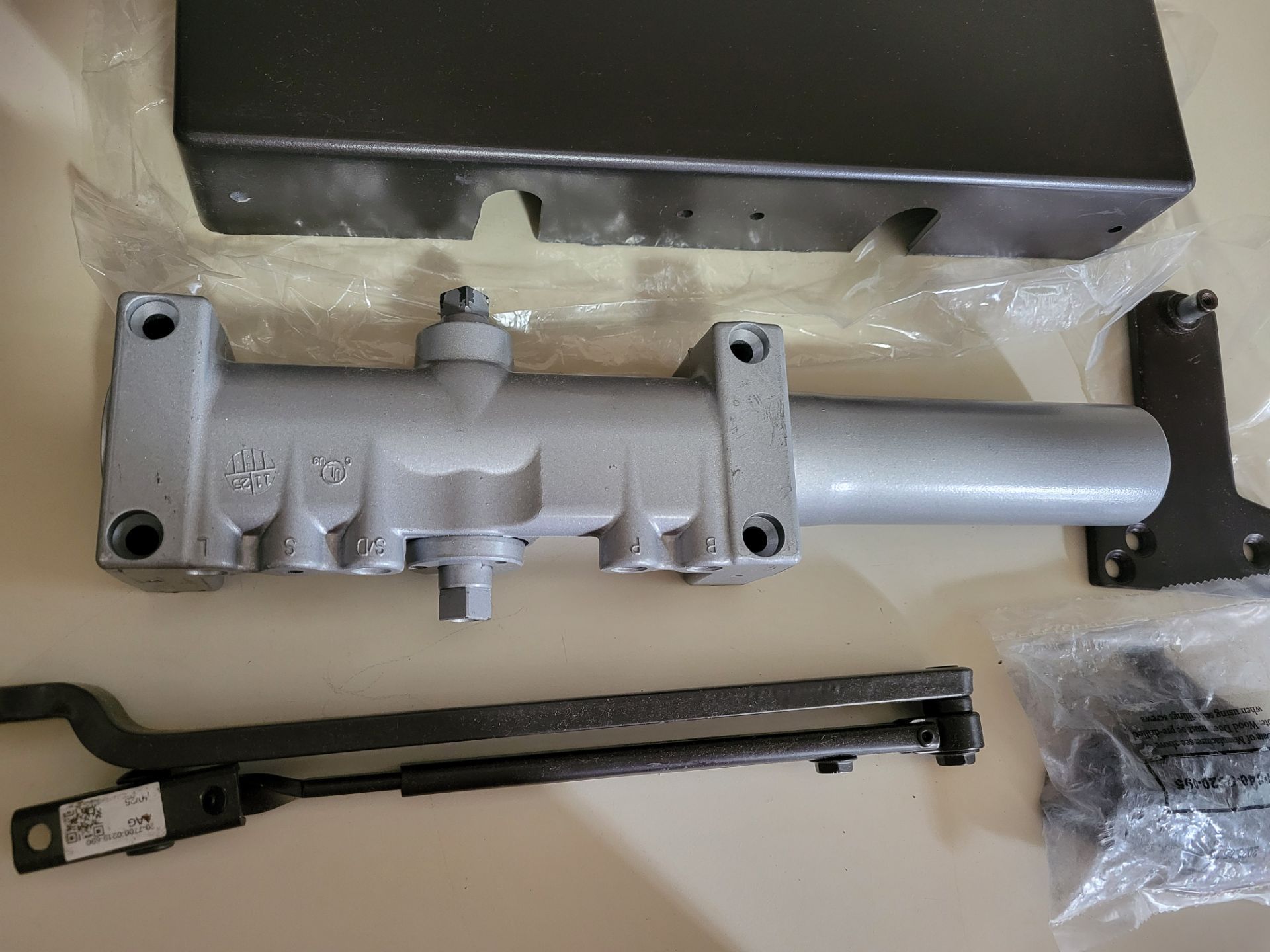 Norton Rixson ASSA ABLOY Heavy Duty Door Closer Bronze 7500 690 - photo 4