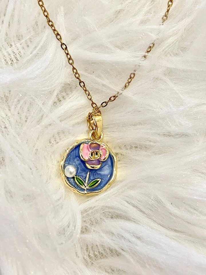 Brand New Vintage Floral Enamel Necklace – Blue Rose Pendant