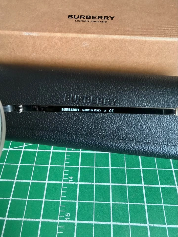Original Burberry Glasses - photo 2