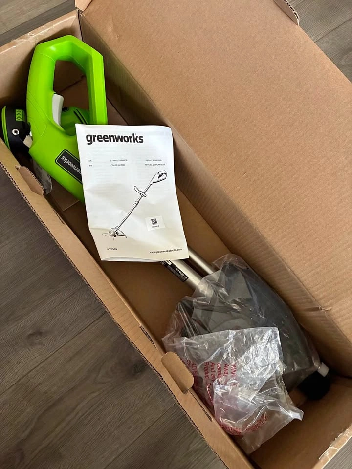 Greenworks 12" 40V String Trimmer