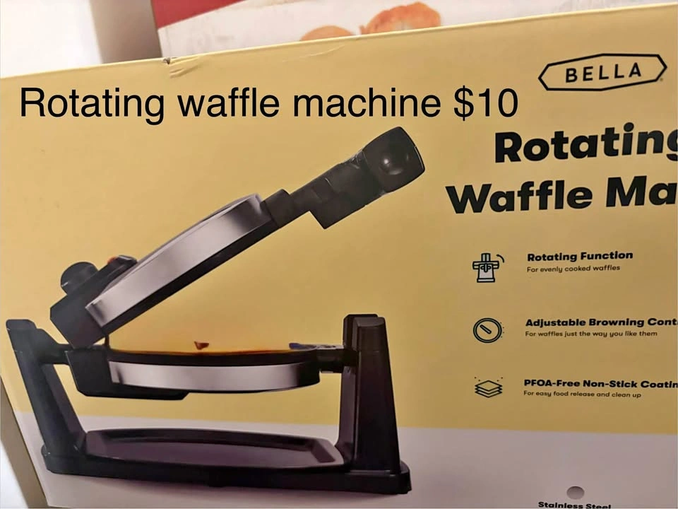 Rotating waffle machine
